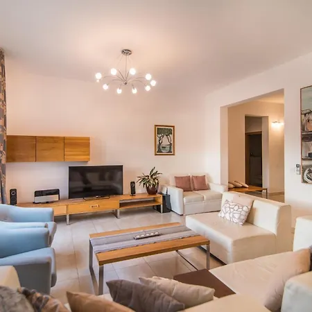 Luxury Beachfront Casa Mare With Private Heated Pool And Gym Right At The In Mirca - Brac Supetar