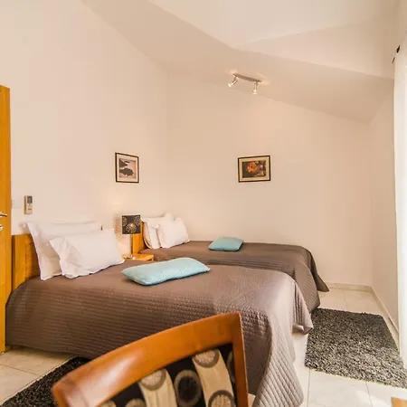 Luxury Beachfront Casa Mare With Private Heated Pool And Gym Right At The In Mirca - Brac * Supetar