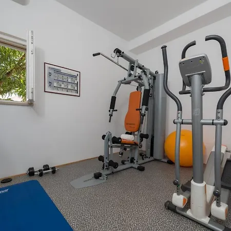 Luxury Beachfront Villa Casa Mare With Heated Pool Near Supetar - Brac Villa Supetar