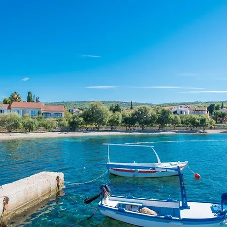 Villa Luxury Beachfront Villa Casa Mare With Heated Pool Near Supetar - Brac *