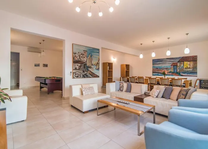 Luxury Beachfront Villa Casa Mare With Heated Pool Near Supetar - Brac Villa