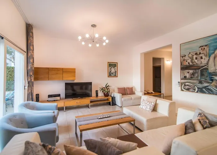 Luxury Beachfront Villa Casa Mare With Heated Pool Near Supetar - Brac Villa *