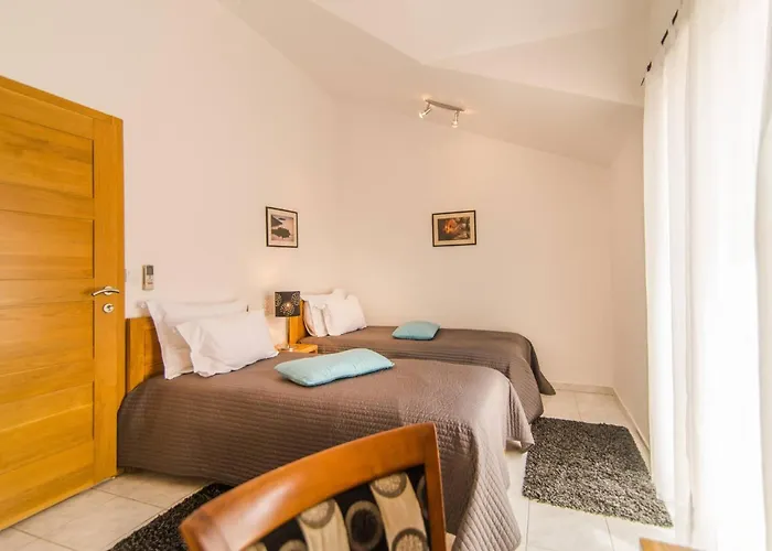 Villa Luxury Beachfront Villa Casa Mare With Heated Pool Near Supetar - Brac *