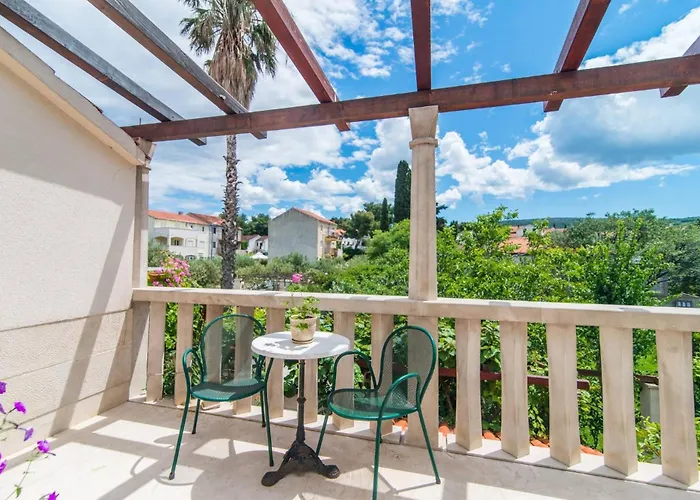 Luxury Beachfront Villa Casa Mare With Heated Pool Near Supetar - Brac Villa *
