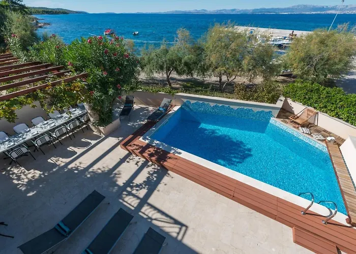 Luxury Beachfront Villa Casa Mare With Heated Pool Near Supetar - Brac Villa