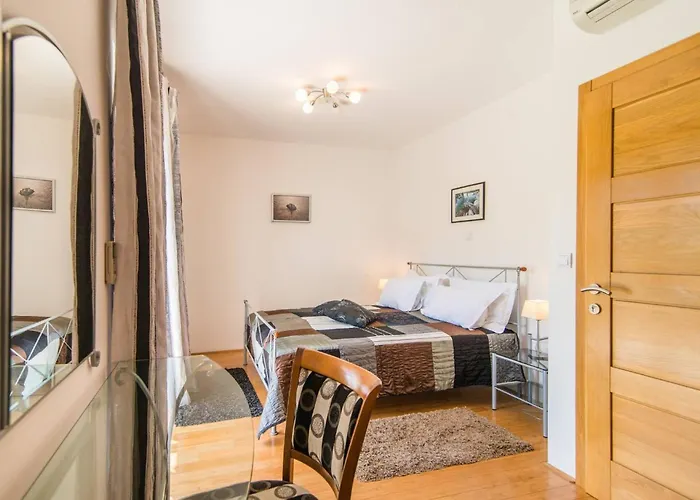 Luxury Beachfront Villa Casa Mare With Heated Pool Near Supetar - Brac Villa *