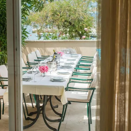 Luxury Beachfront Casa Mare With Heated Pool Near - Brac 别墅 苏佩塔尔