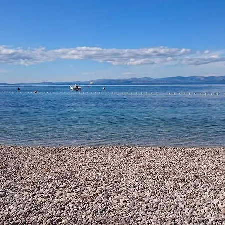 Luxury Beachfront Casa Mare With Heated Pool Near - Brac *
